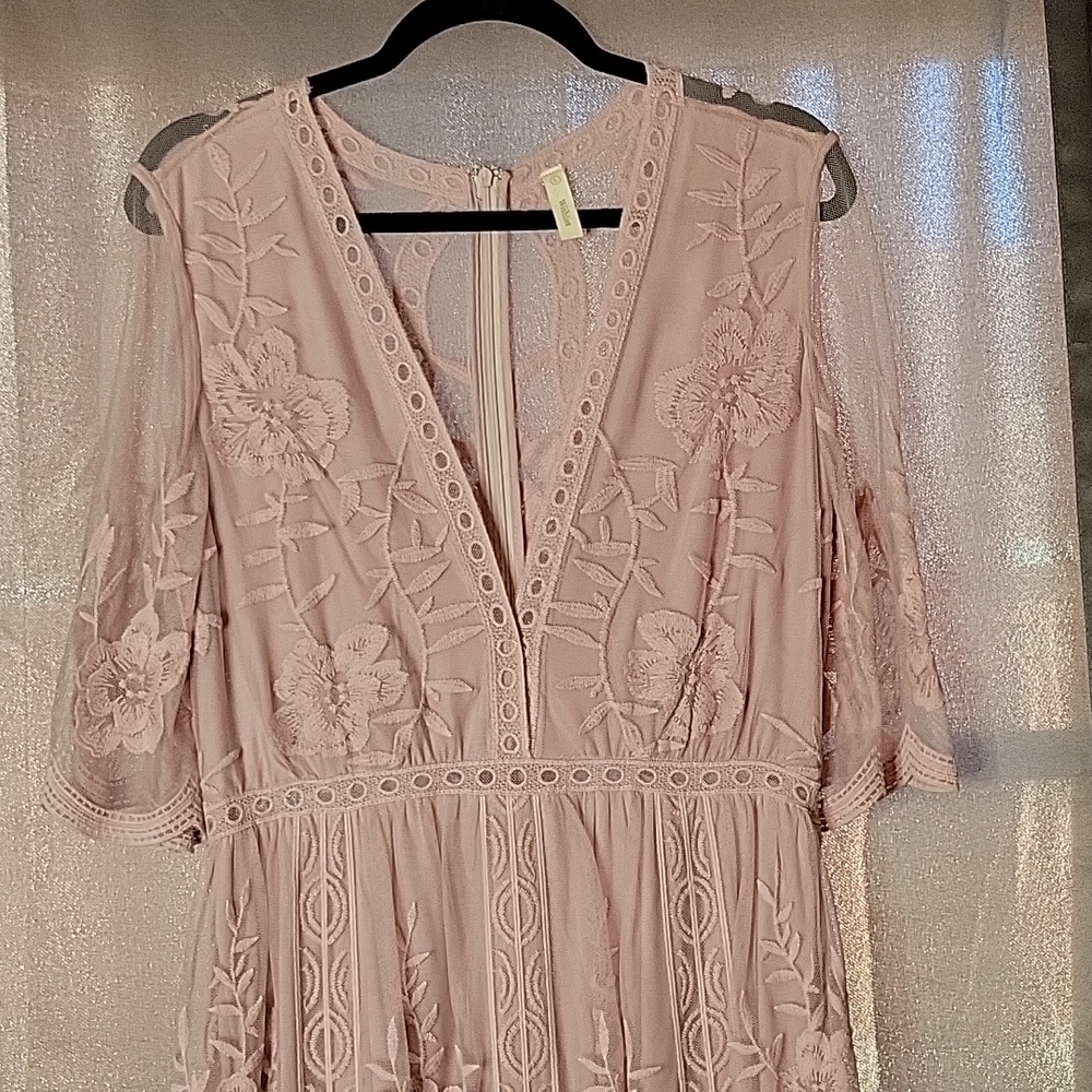 Wishlist pink lace dress size large